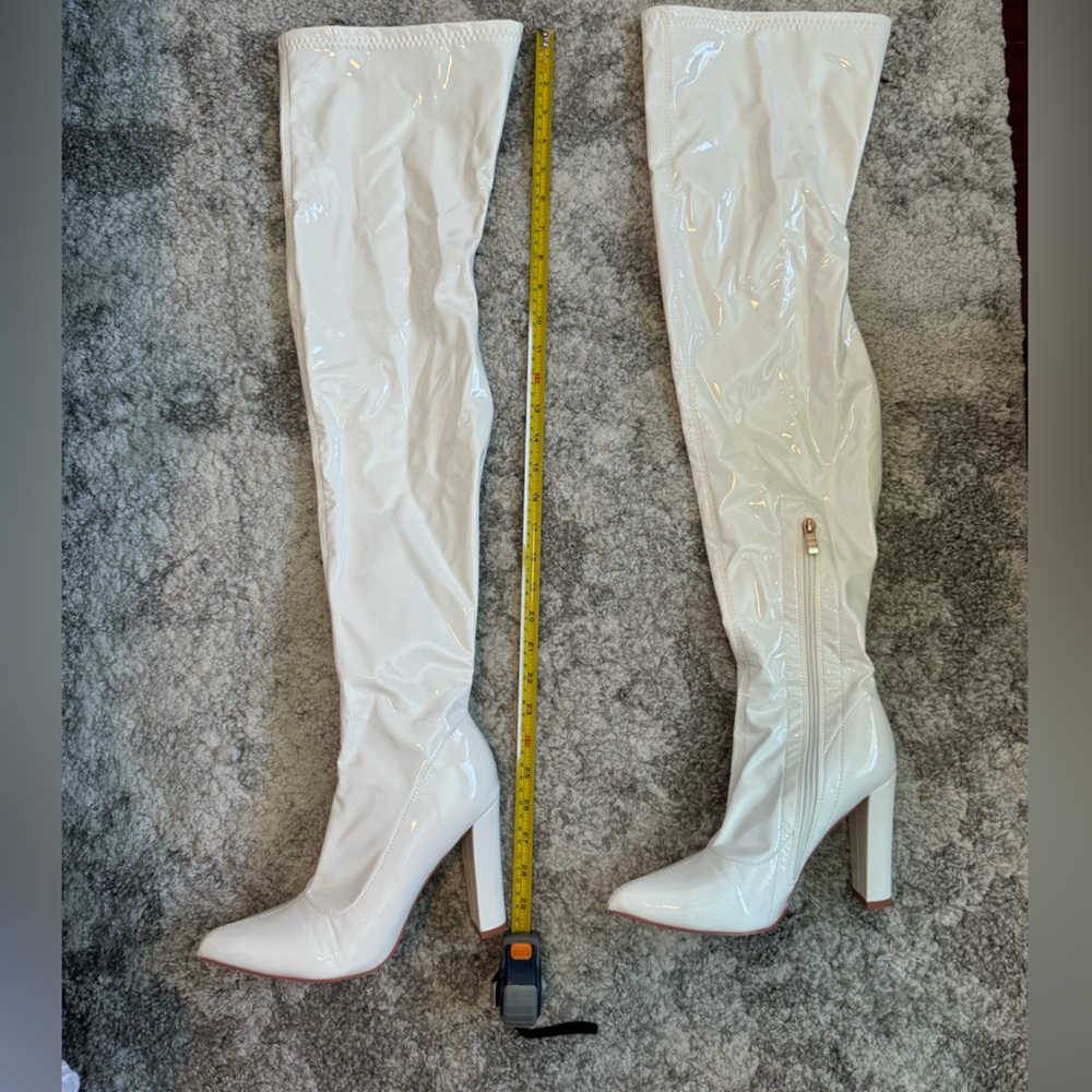 • THIGH HIGH WHITE BOOTS •